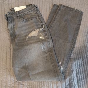 NWT American Eagle mom jeans